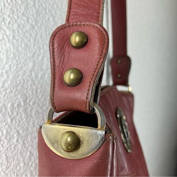 Vintage 70s Etienne Aigner Red Shoulder Bag Hand Made Oxblood Leather 12X9" - Picture 9 of 16